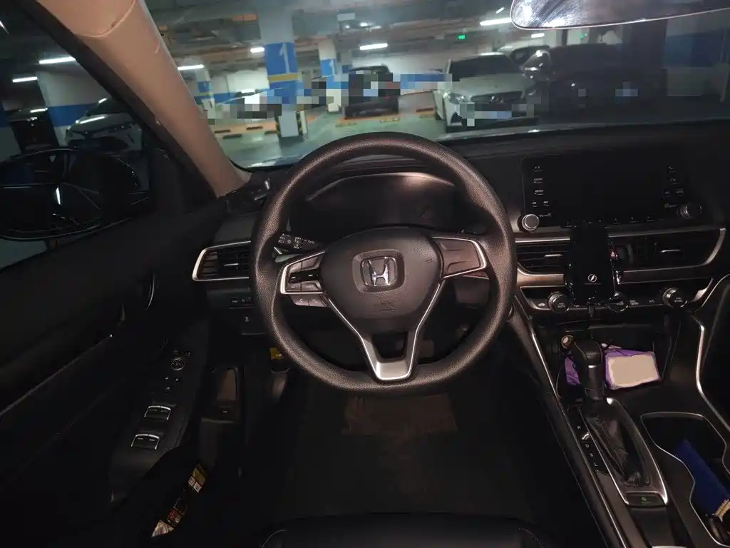 Honda Accord 2018 — фото 3