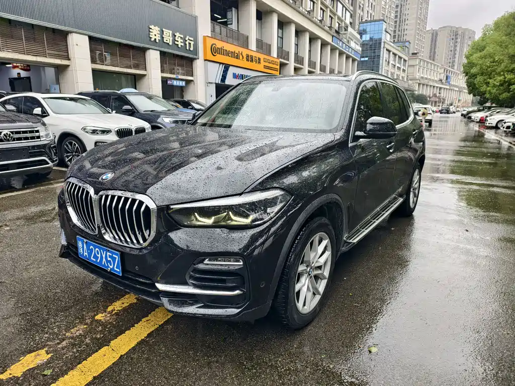 BMW X5 2019