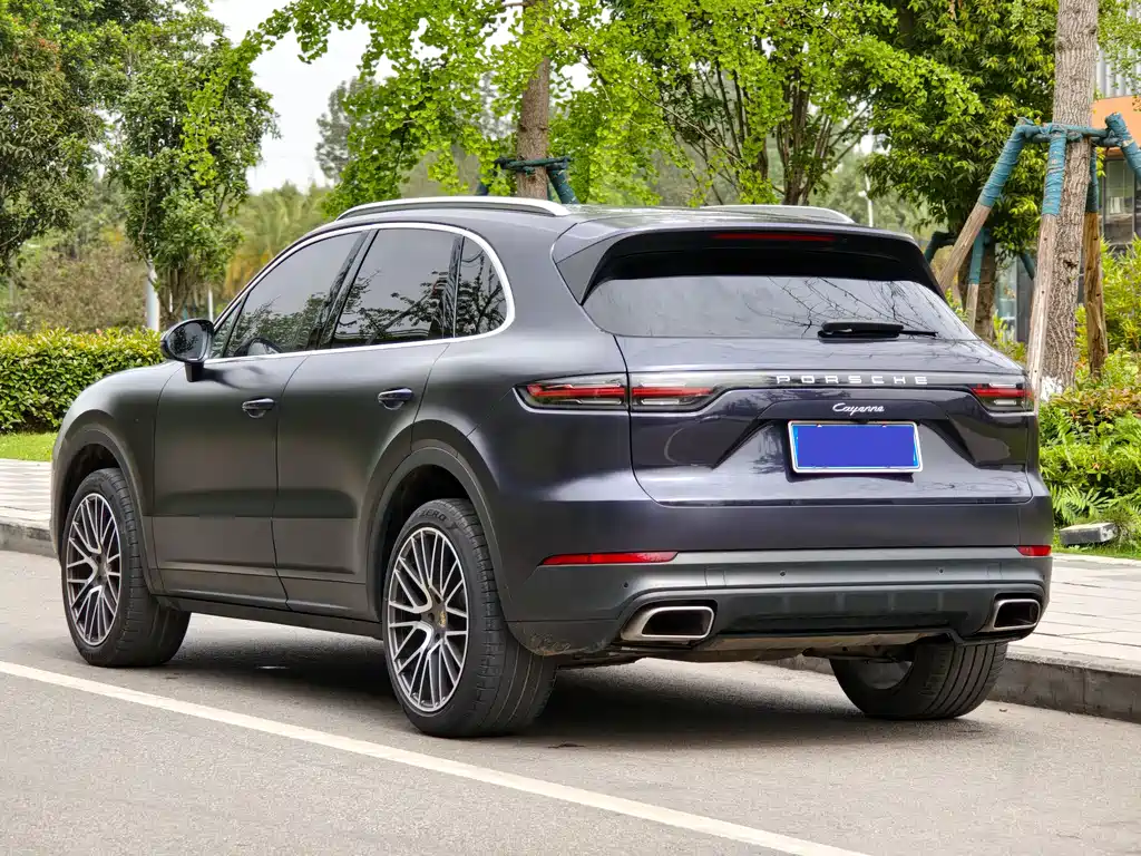 Porsche Cayenne 2019 — фото 5