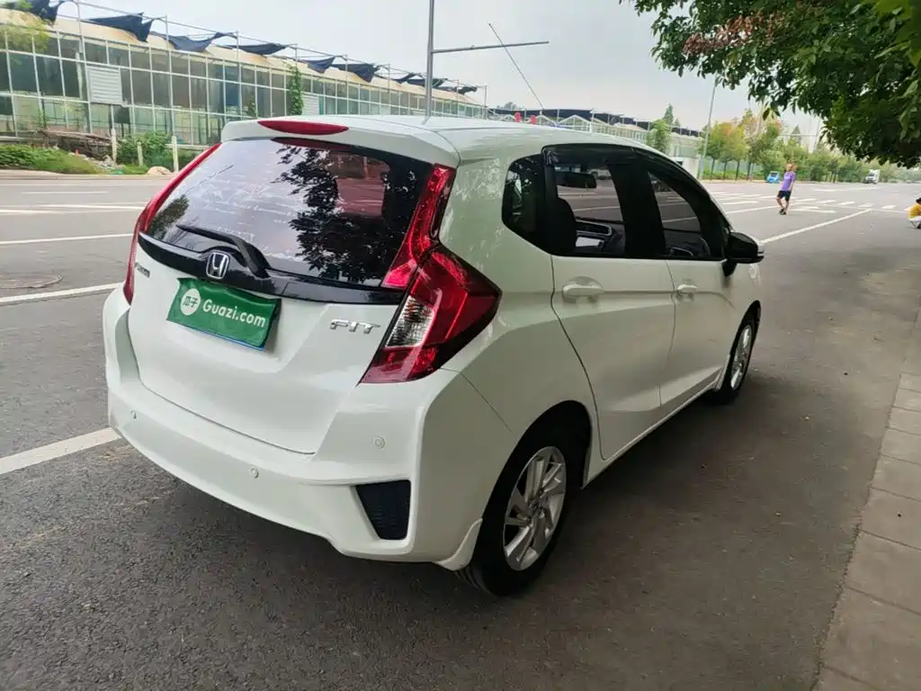 Honda Fit 2014 — фото 7