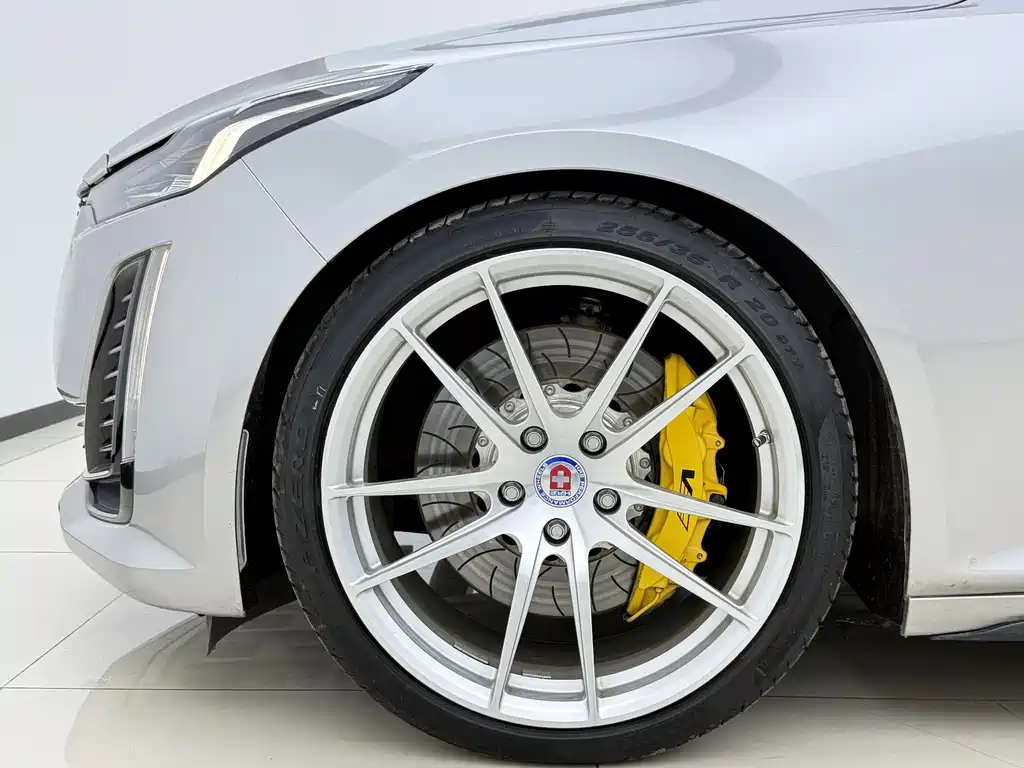 Cadillac CT5 2021 — фото 18