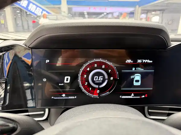 Hyundai Elantra 2023