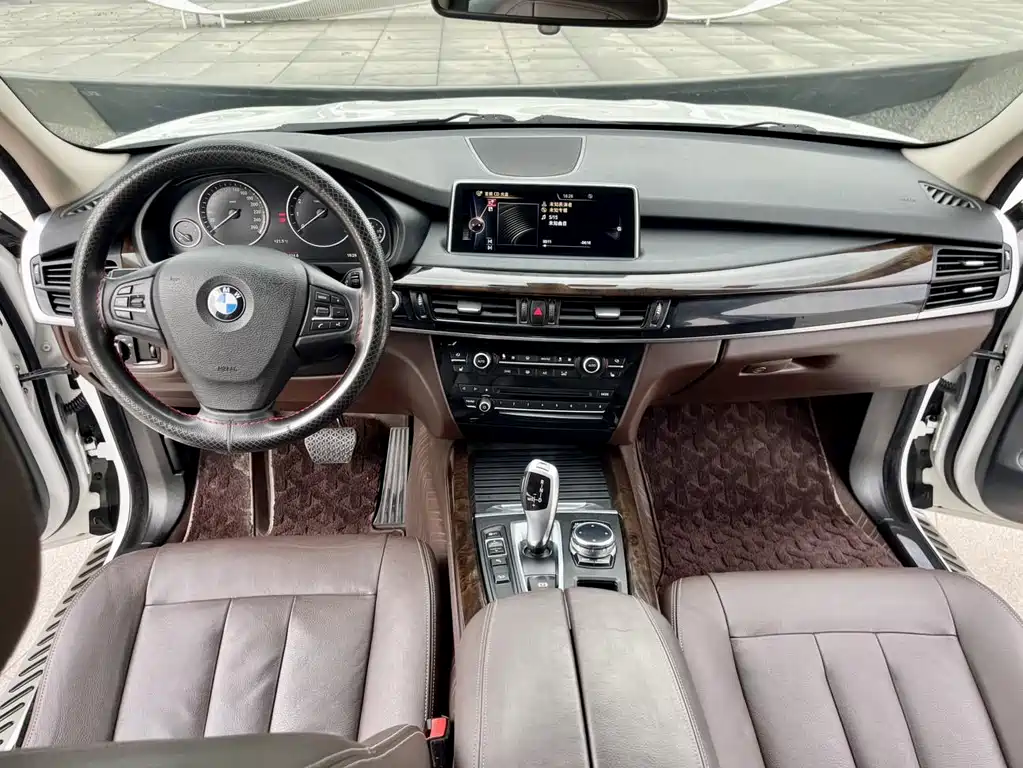 BMW X5 2015 — фото 12