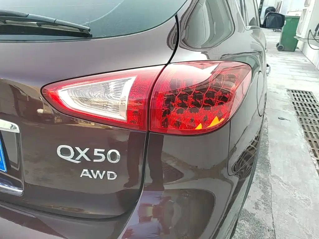 Infiniti QX50 2018 — фото 8