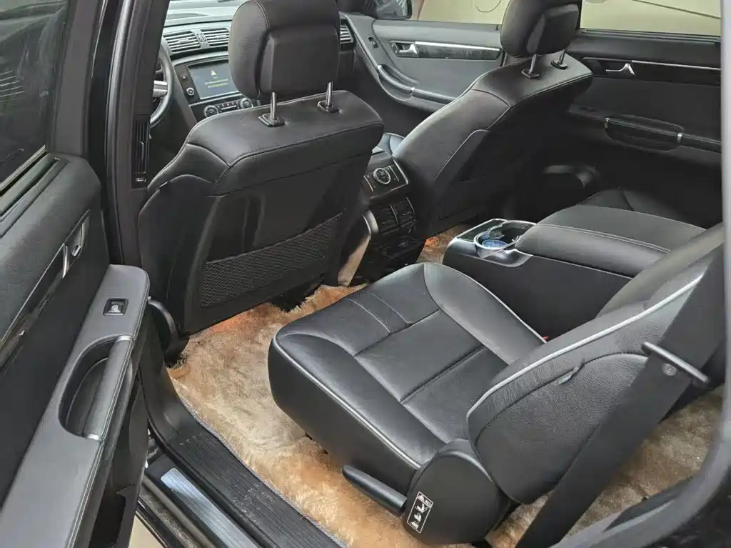 Mercedes-Benz R-Class 2015 — фото 8