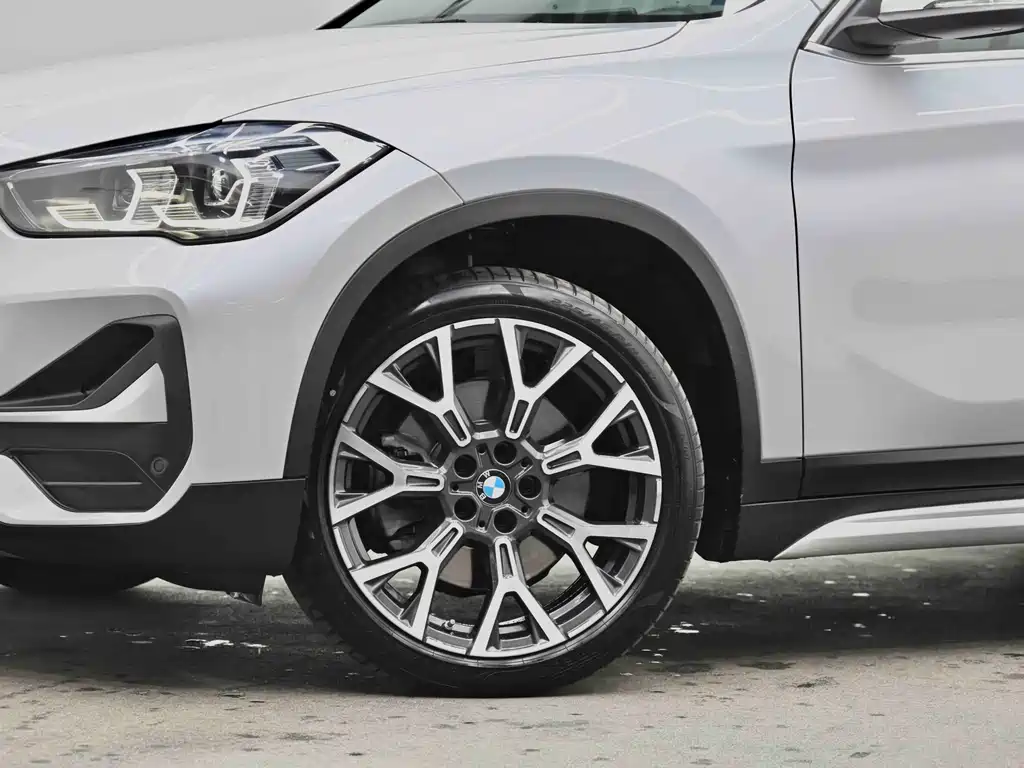 BMW X1 2022 — фото 16