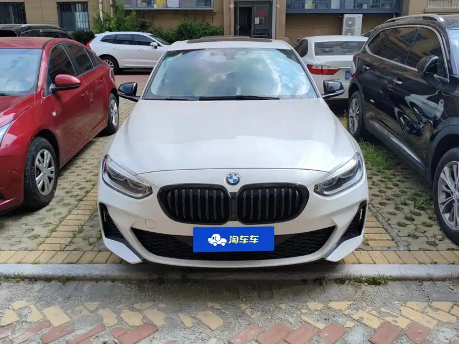 BMW 1 Series 2022