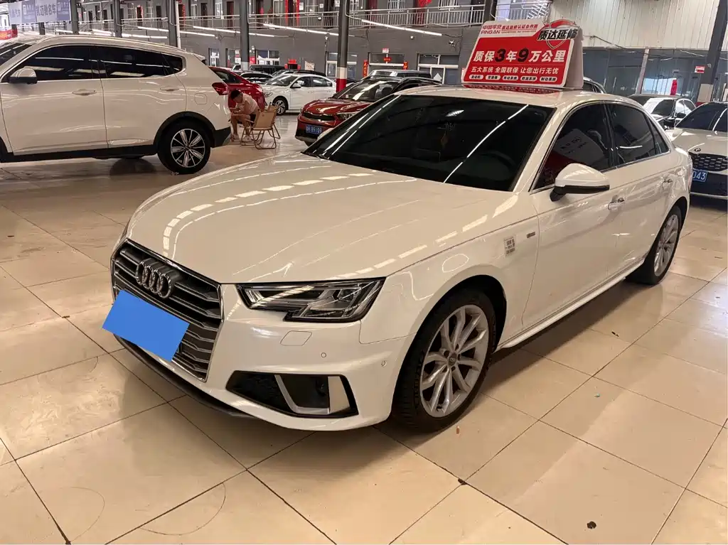 Audi A4L 2019