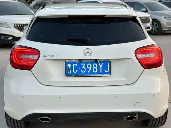 Mercedes-Benz A-Class 2015