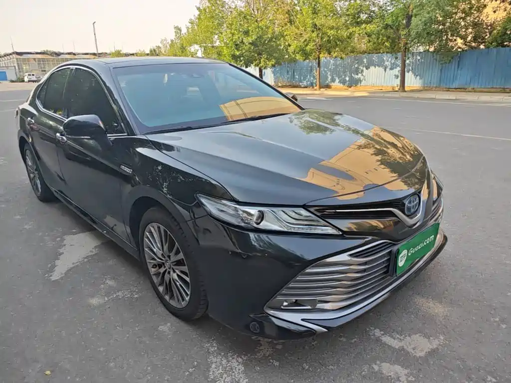 Toyota Camry 2020 — фото 4