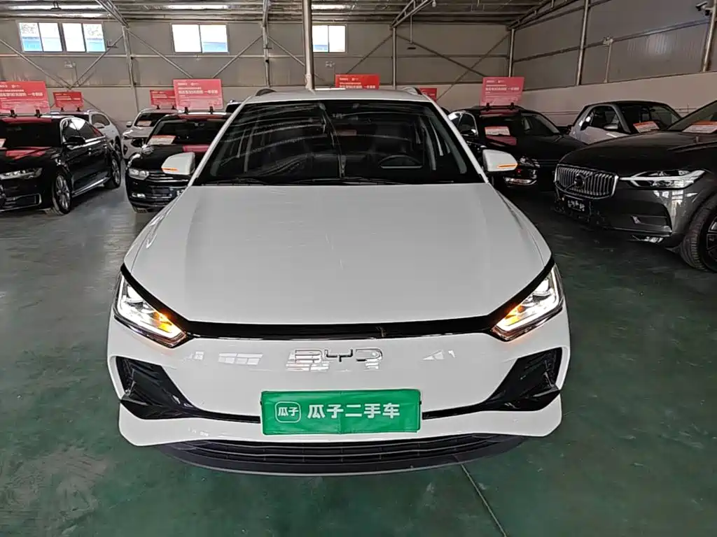 BYD e2 2024
