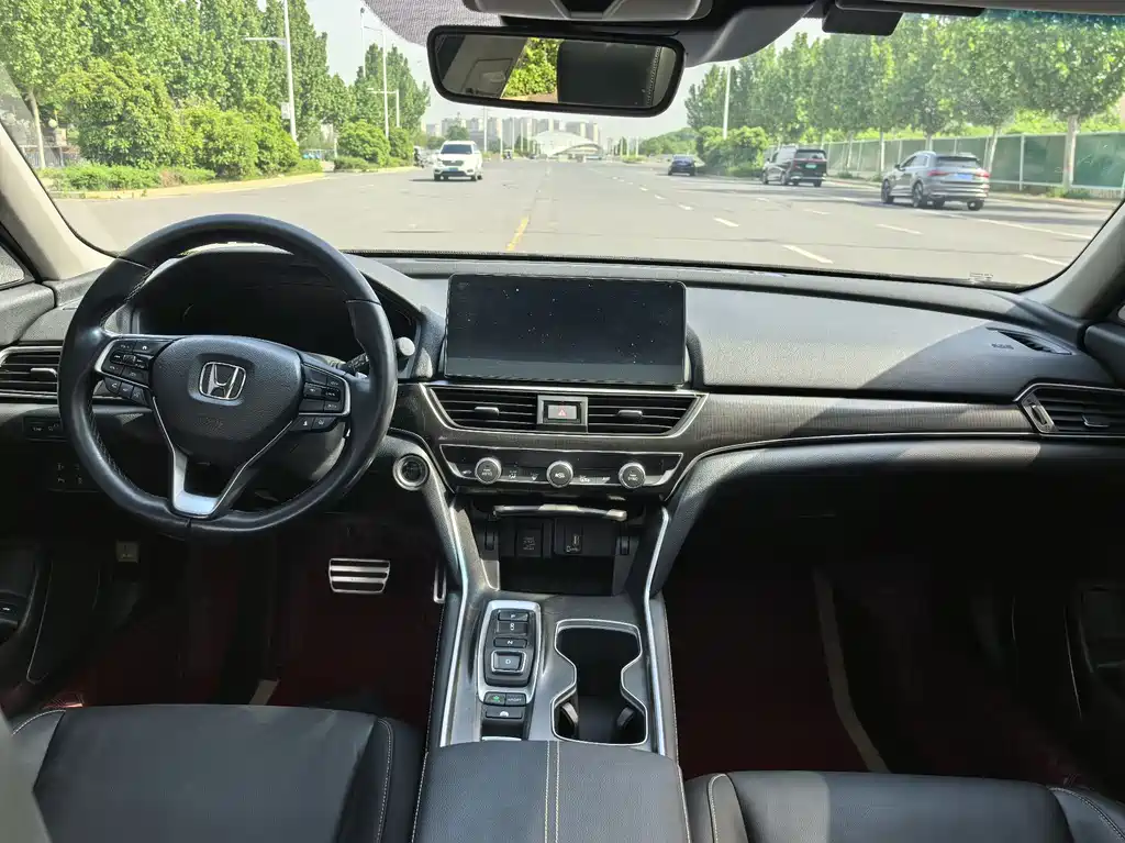 Honda Accord 2023 — фото 6