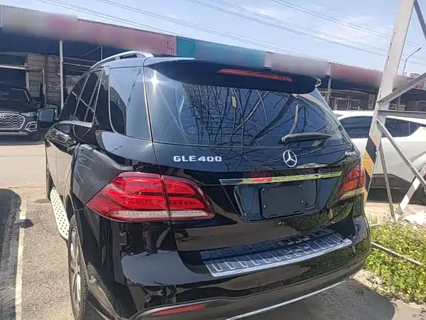 Mercedes-Benz GLE 2015