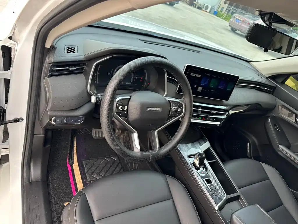 Haval Red Rabbit 2022 — фото 10