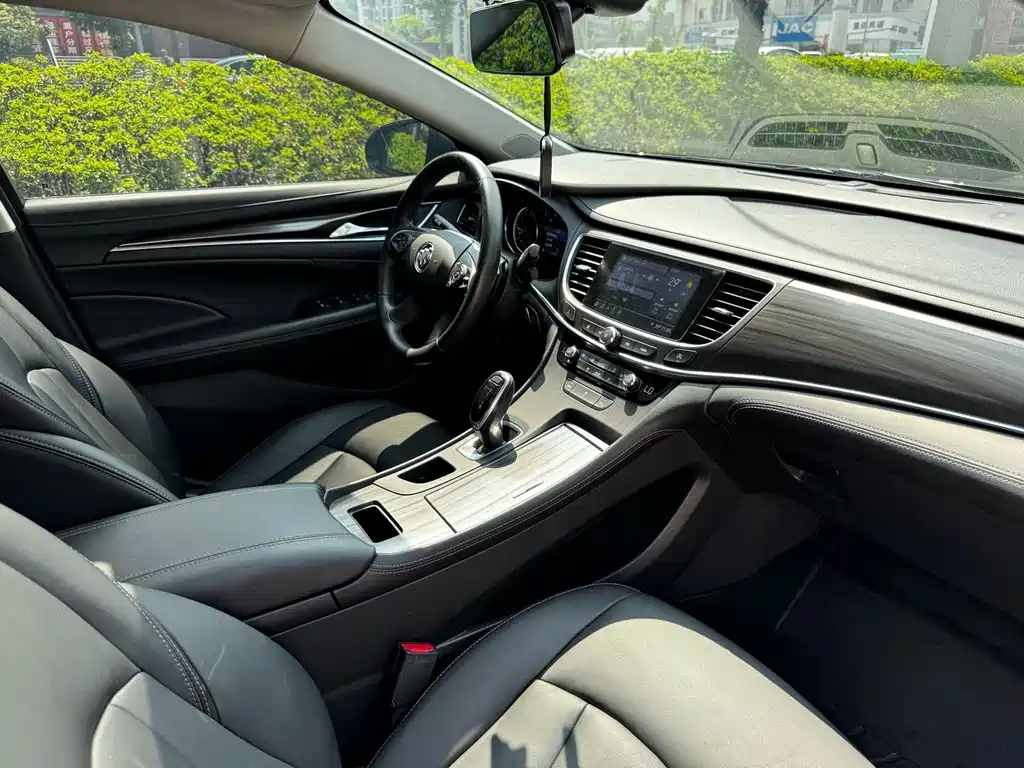 Buick LaCrosse 2021 — фото 13