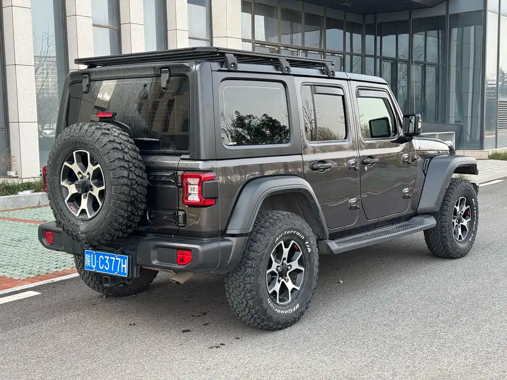 Jeep Wrangler 2021 — фото 6