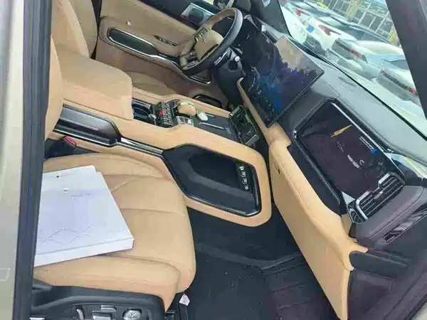 Fangchengbao Leopard 8 2024