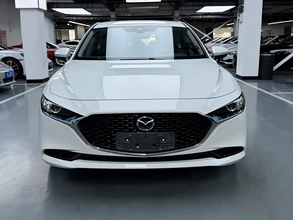 Mazda 3 Axela 2019