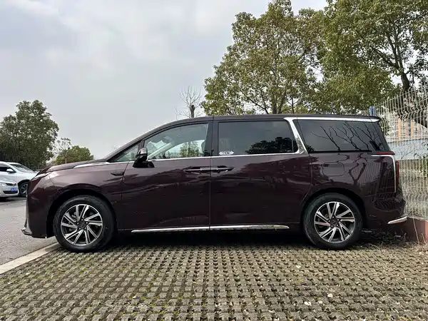Maxus G90 2022
