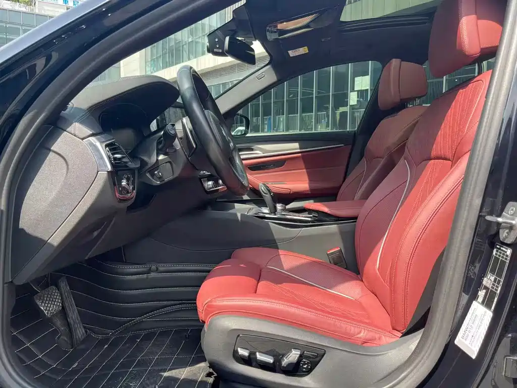 BMW 5 Series 2023