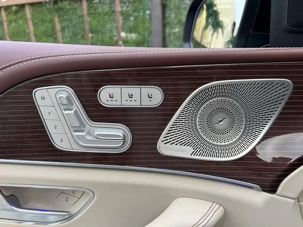 Mercedes-Benz GLS 2021 — фото 24