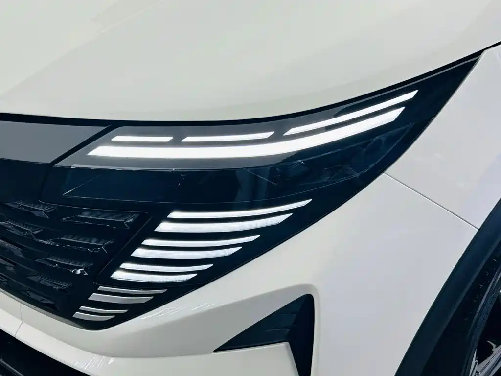 Nissan Qashqai 2025 — фото 11