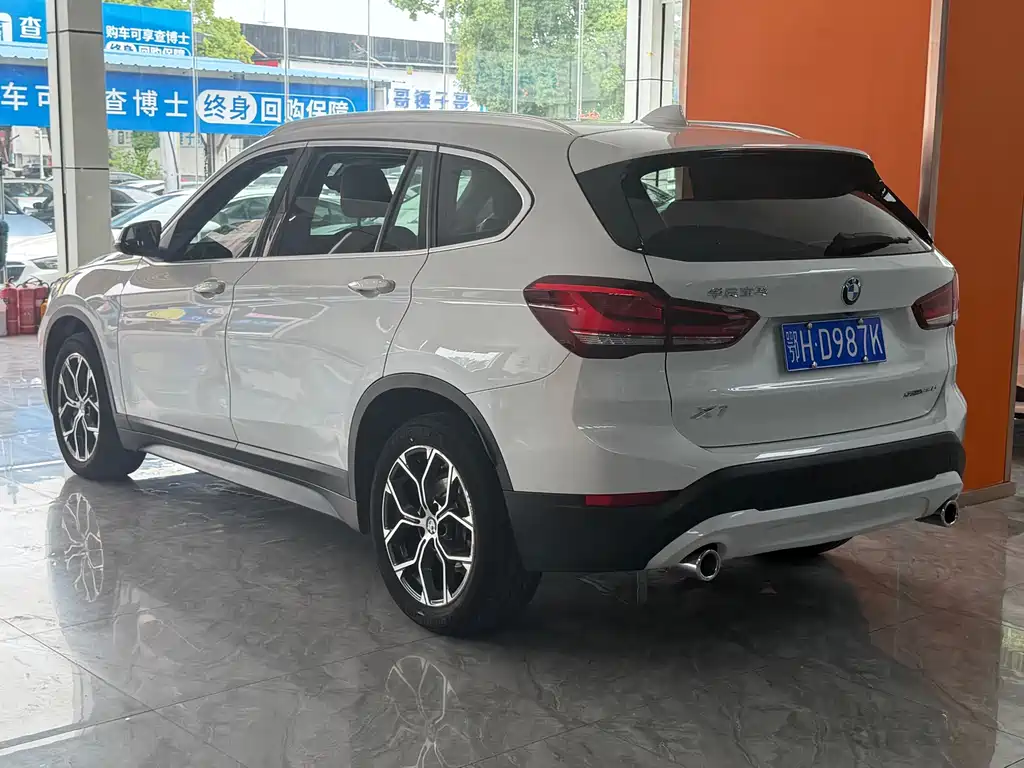 BMW X1 2022 — фото 13