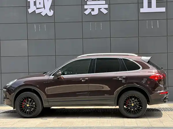 Porsche Cayenne 2015
