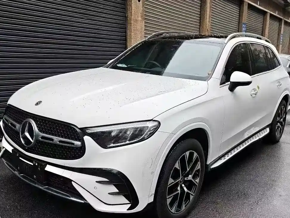 Mercedes-Benz GLC 2025