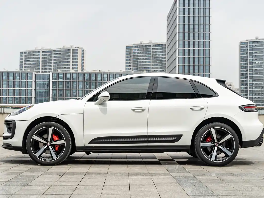Porsche Macan 2023 — фото 4