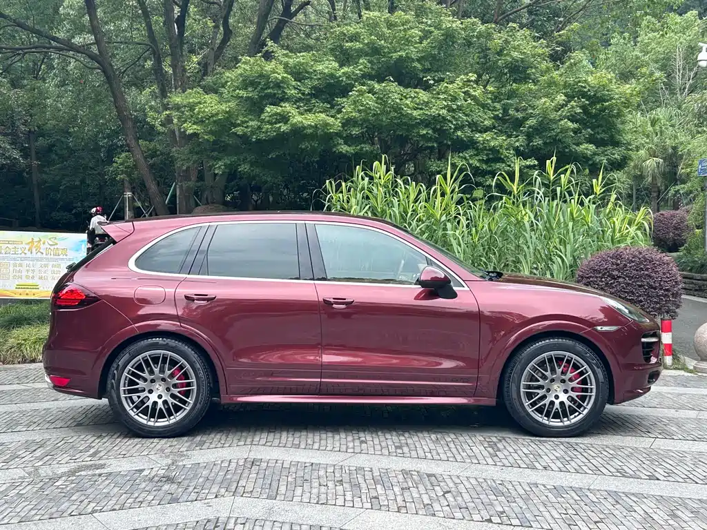 Porsche Cayenne 2013