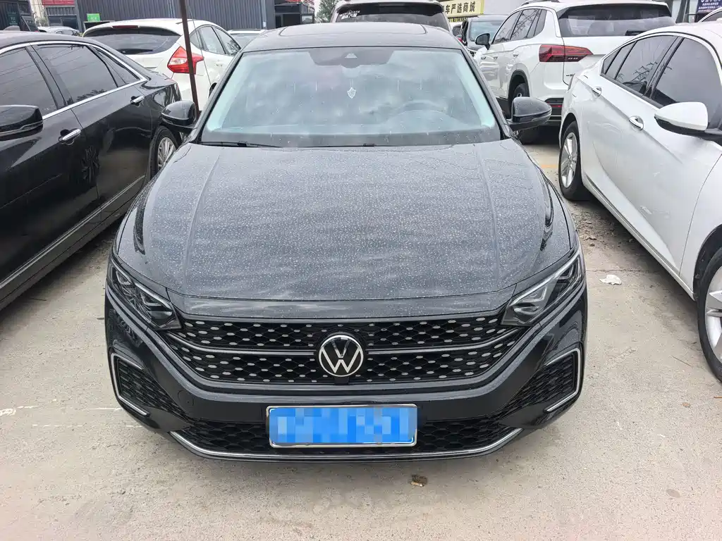 Volkswagen Passat 2022