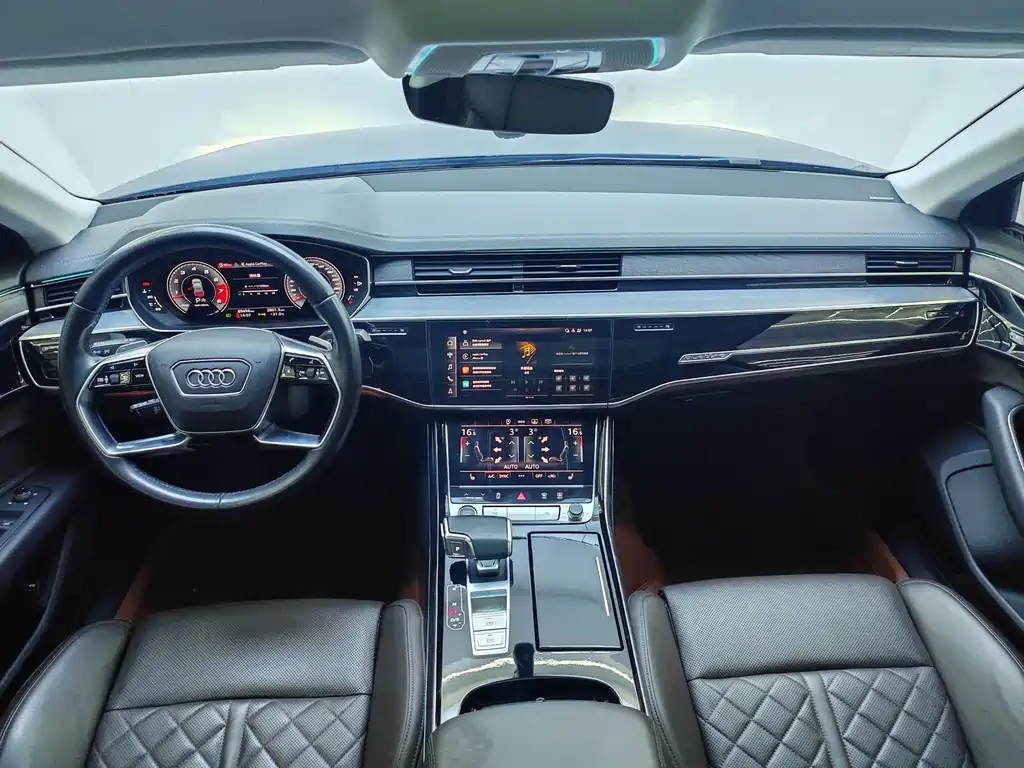 Audi A8 2021