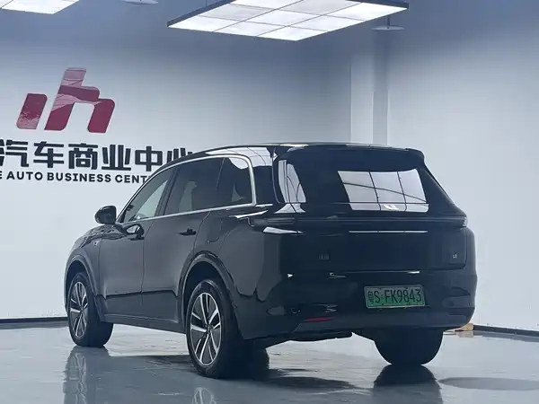Li Auto L8 2024