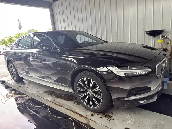 Volvo S90 2021