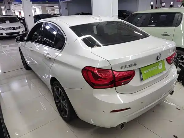 BMW 1 Series 2020