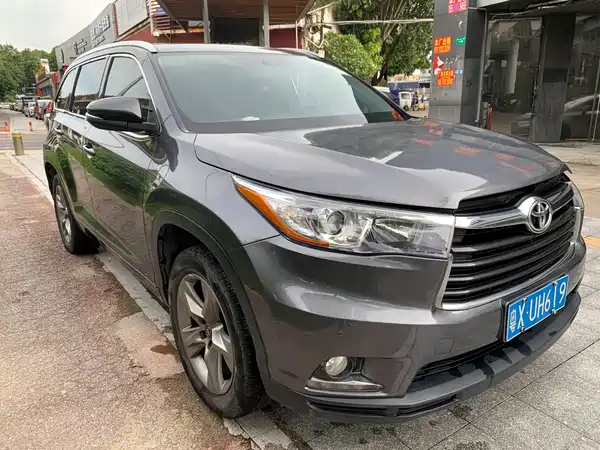 Toyota Highlander 2015