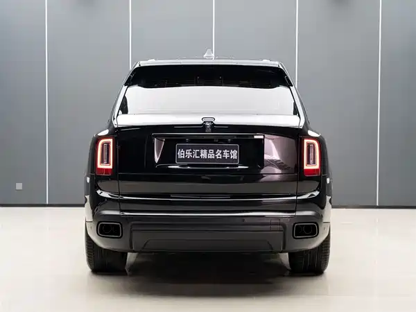 Rolls-Royce Cullinan 2021