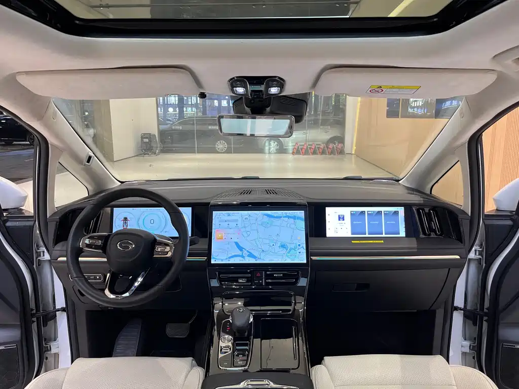 GAC Motor Trumpchi E9 2025 — фото 16
