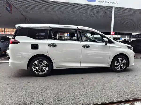 GAC Trumpchi M6 2022