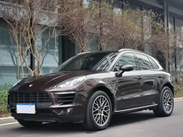 Porsche Macan 2016