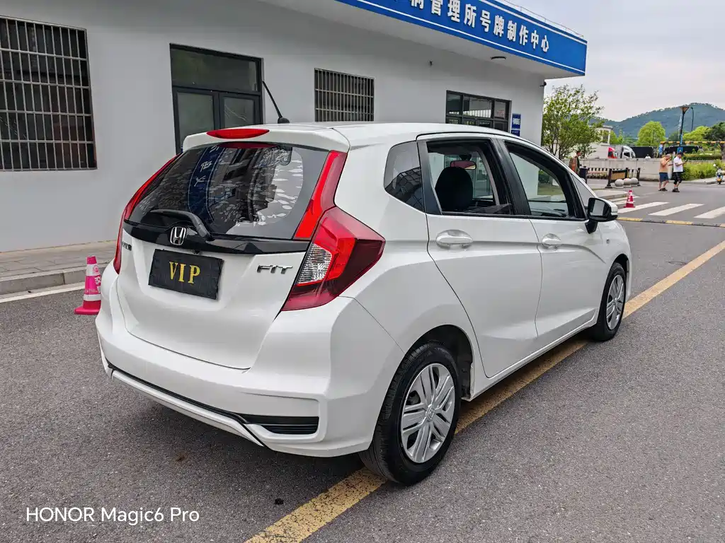Honda Fit 2020 — фото 4