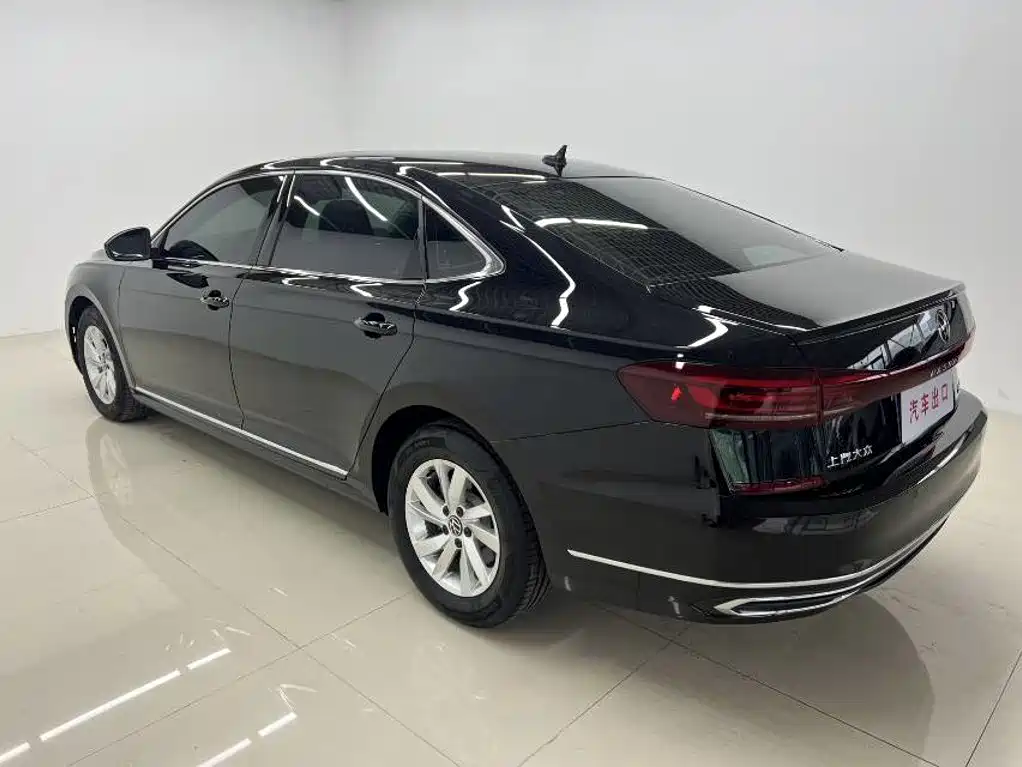 Volkswagen Passat 2024