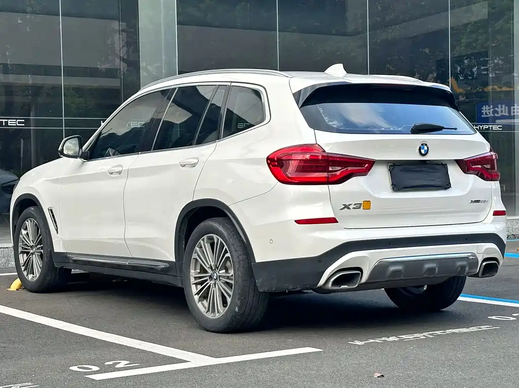 BMW X3 2018 — фото 6
