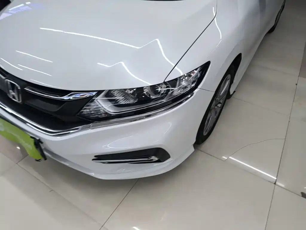 Honda Jade 2017 — фото 24