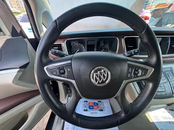 Buick GL8 2020