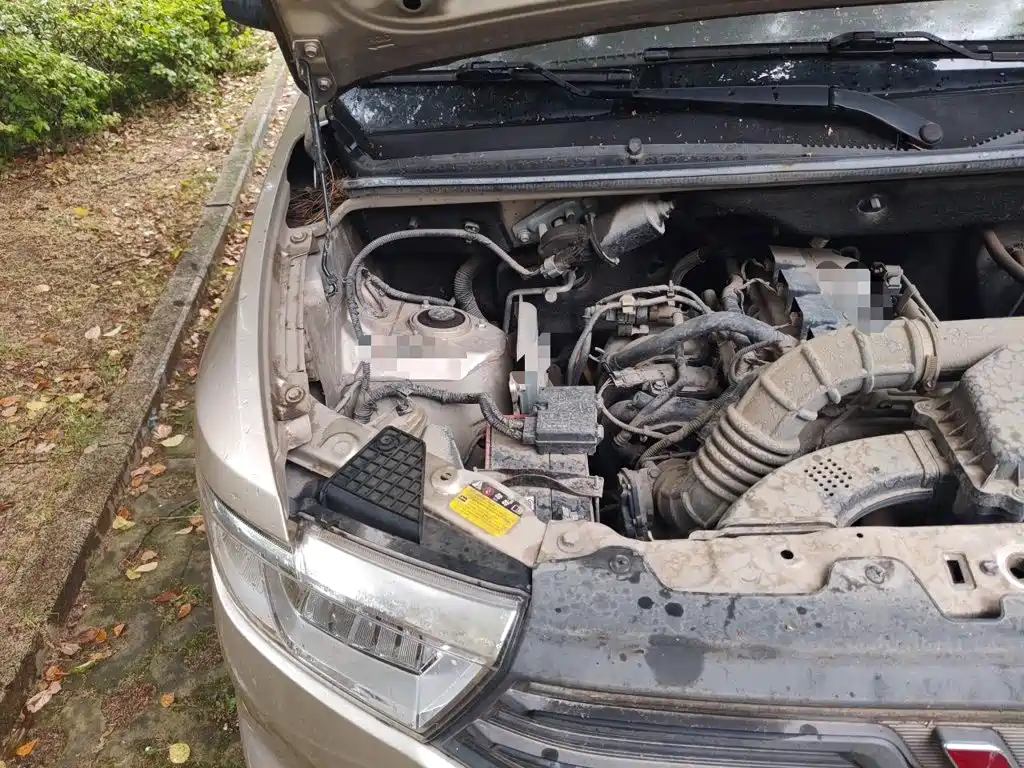 Wuling Hongguang V 2021 — фото 21
