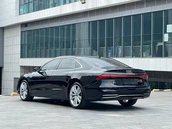 Audi A7L 2024