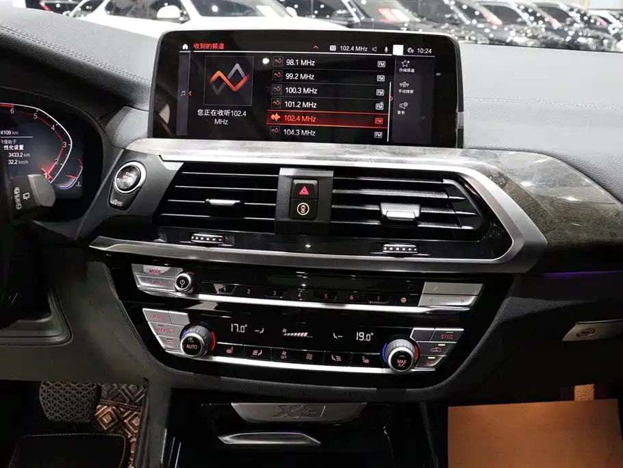 BMW X3 2020 — фото 11