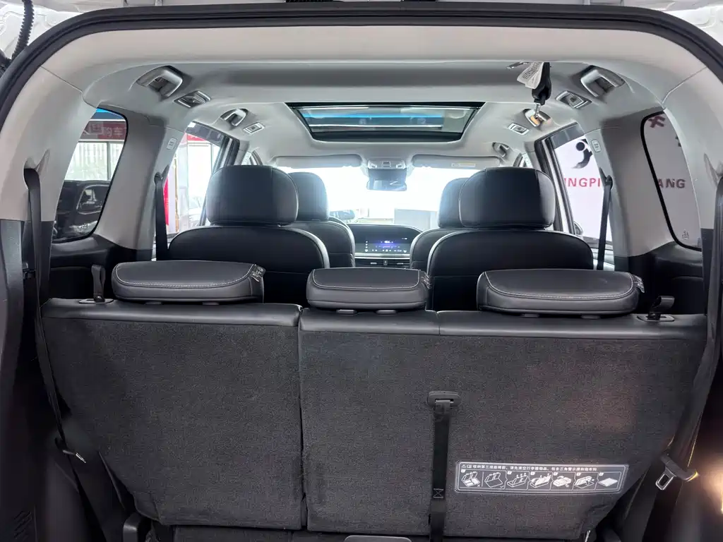 GAC Trumpchi M6 2022 — фото 28